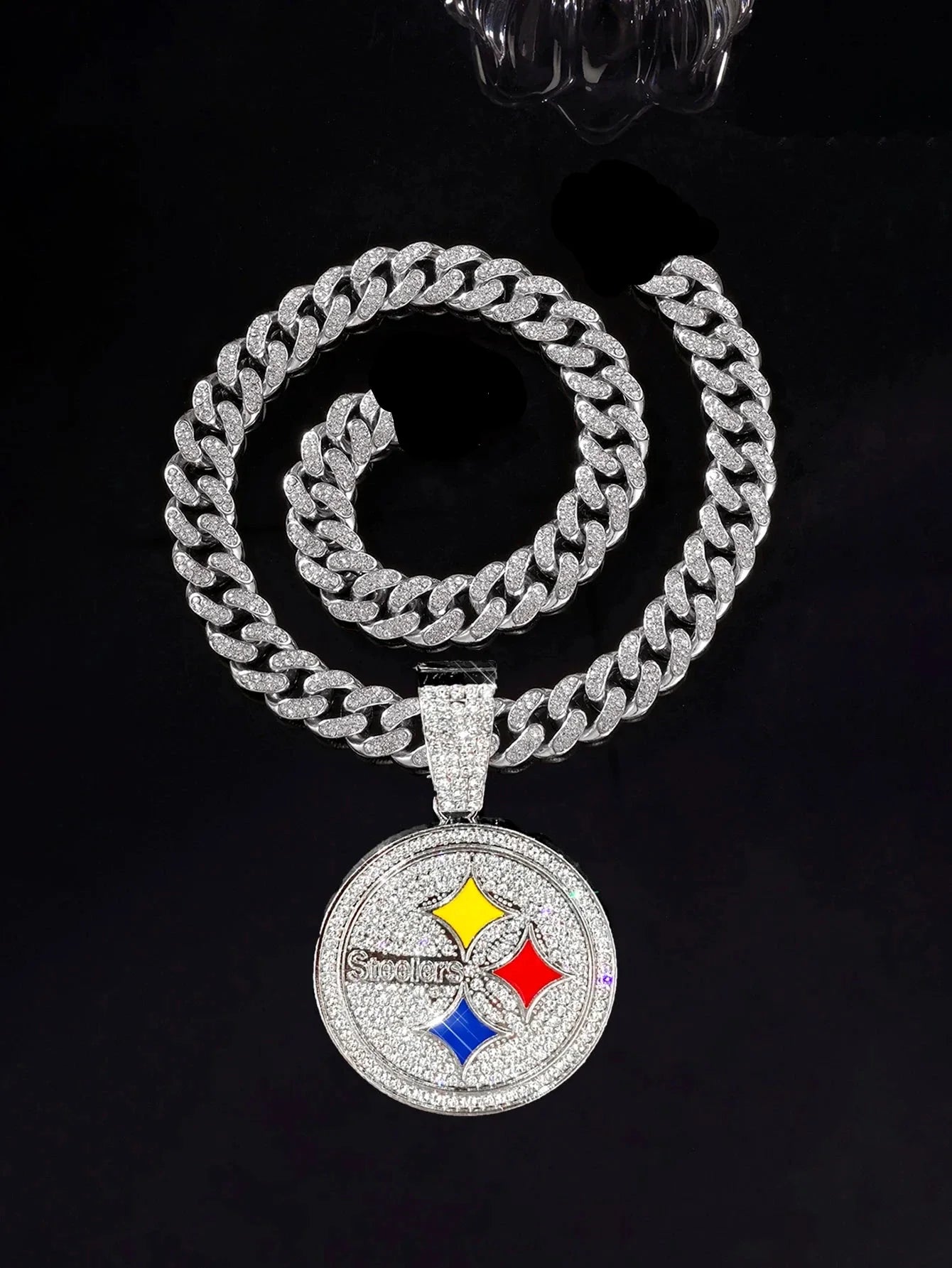 Sports Customized LOGO Pendant Necklace with Iced Out Cuban Chains for Football Fans Birthday Gifts